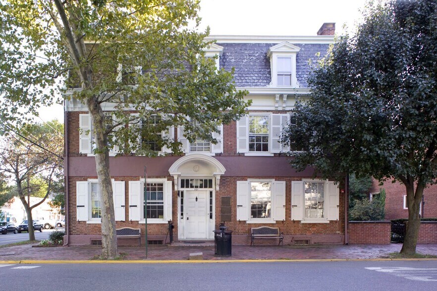 More Photos Of 101 Farnsworth Ave, Bordentown Office For Sale