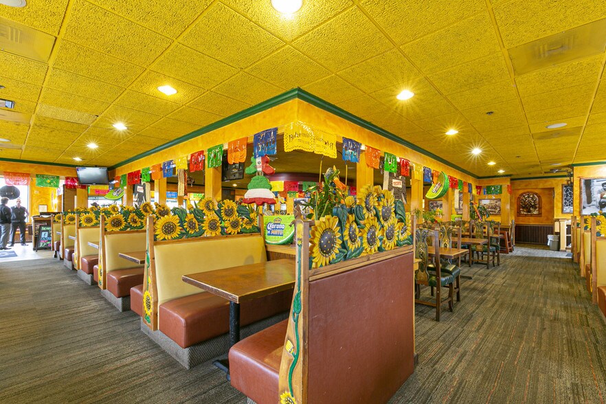 More Photos Of 400 Iron Point Rd, Folsom Office For Lease