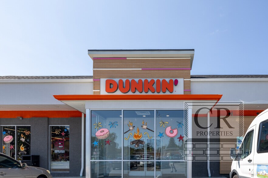 More Photos Of 40 Vassar Rd, Poughkeepsie Storefront For Sale