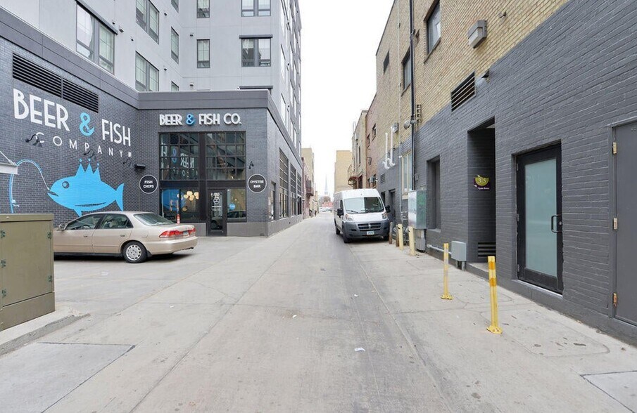 More Photos Of 222 N Broadway, Fargo Storefront Retail Office For Lease