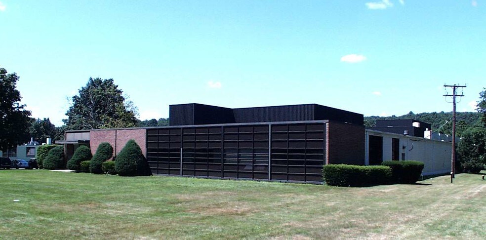 More Photos Of 141 Danbury Rd, Wilton Office For Sale