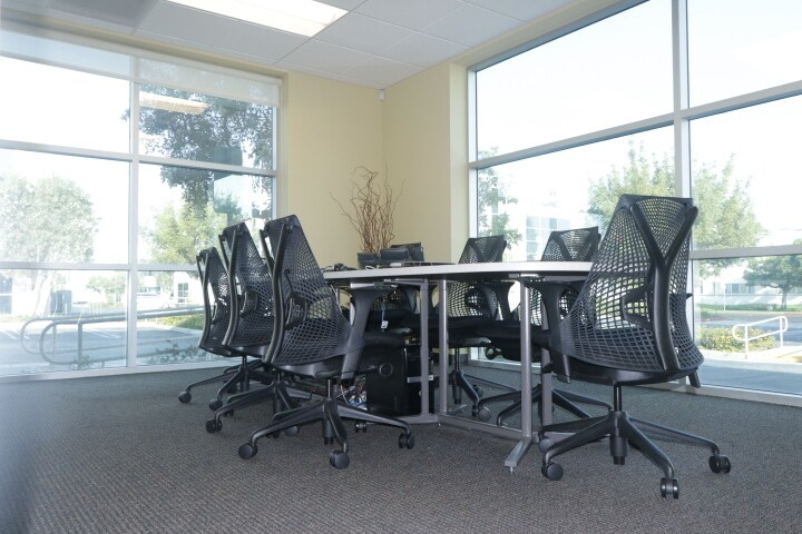 More Photos Of 2816 Columbia St, Torrance Light Distribution For Lease