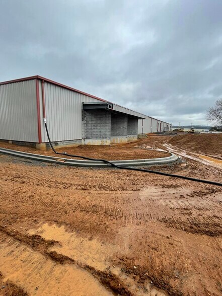 More Photos Of 331 Aviation Way, Frederick Light Manufacturing For Lease