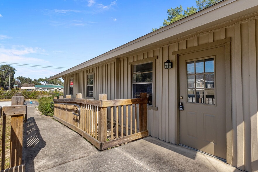 More Photos Of 7936 E Gulf To Lake Hwy, Inverness Medical For Sale