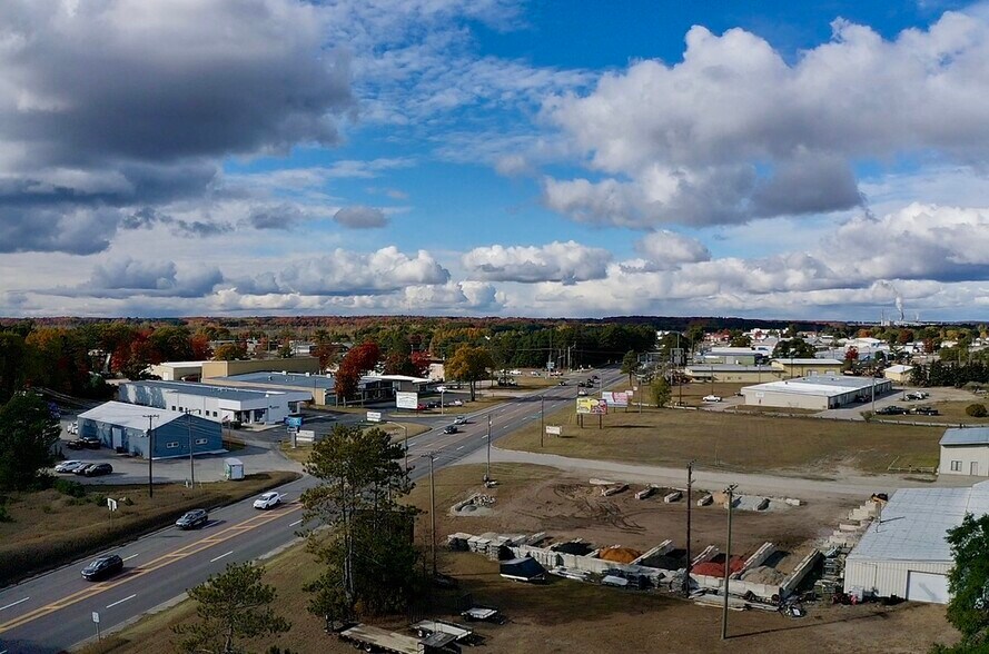 More Photos Of 1720 N Lincoln Rd, Escanaba Unknown For Lease