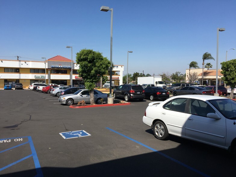 More Photos Of 508-514 S Smith Ave, Corona Unknown For Lease