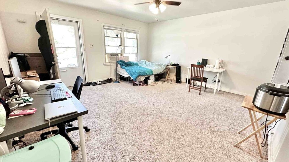 More Photos Of 2276 N 94th St, Wauwatosa Apartments For Sale