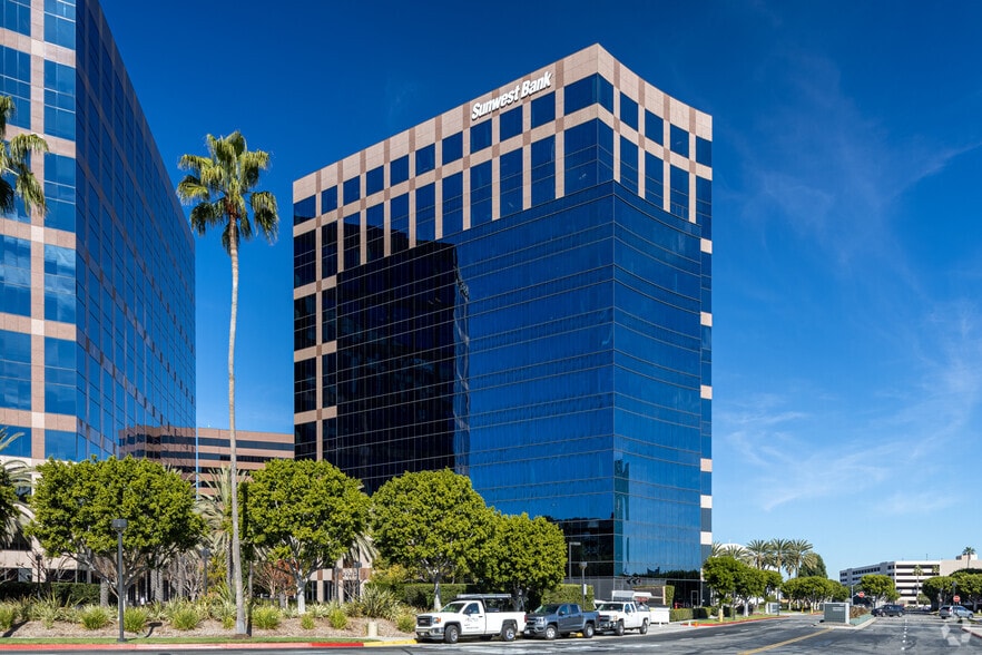 Primary Photo Of 2050 Main St, Irvine Office For Lease