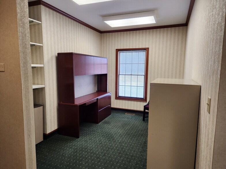 More Photos Of 1892 Georgetown Rd, Hudson Medical For Lease