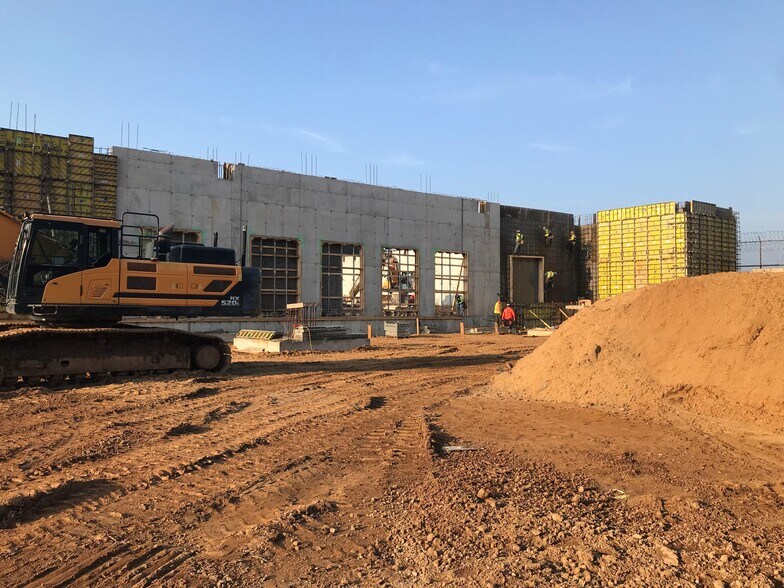 More Photos Of 2807 Arthur Kill Rd, Staten Island Warehouse For Sale