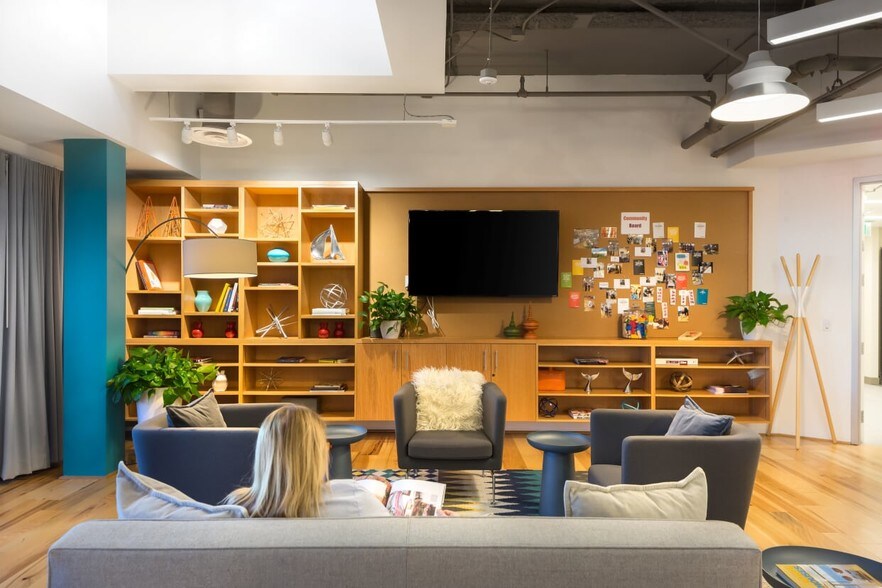 More Photos Of 515 S Flower St, Los Angeles Coworking Space