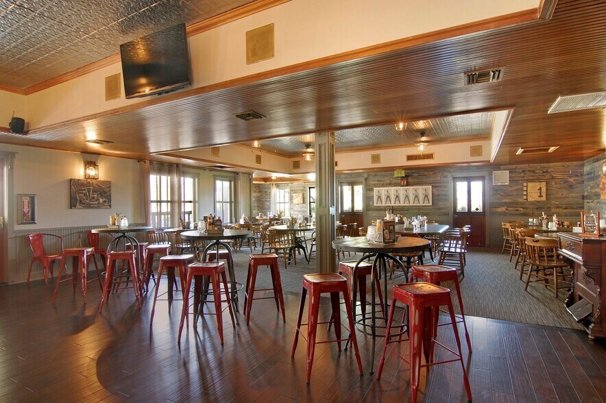 More Photos Of 221 Palm Canyon Dr, Borrego Springs Hotel For Sale