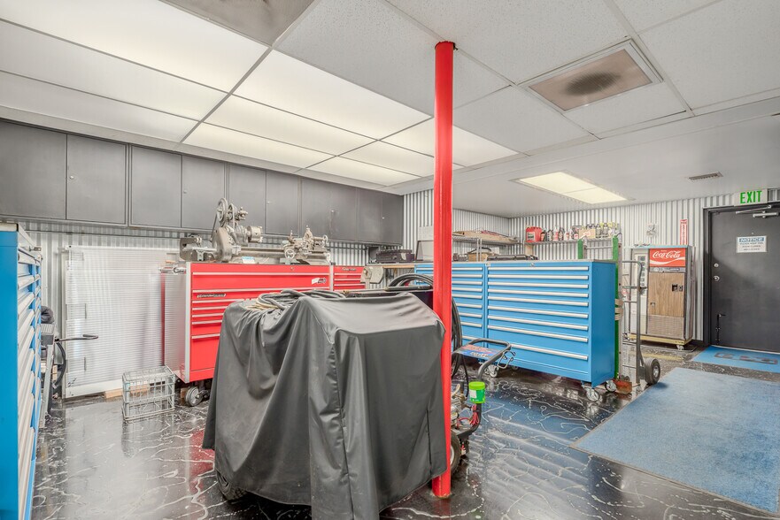 More Photos Of 101 SW Ocean Blvd, Stuart Warehouse For Sale