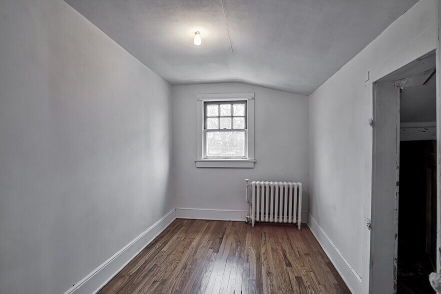 More Photos Of 457 Violet Ave, Poughkeepsie General Retail For Sale