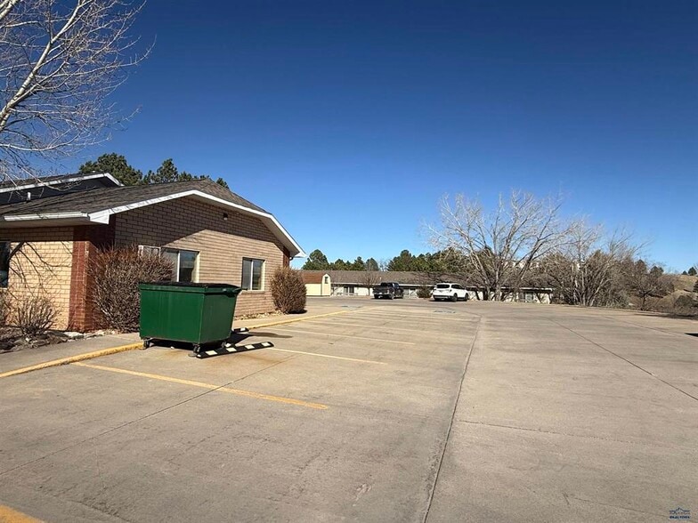 More Photos Of 4021 Range Rd, Rapid City Schools For Sale