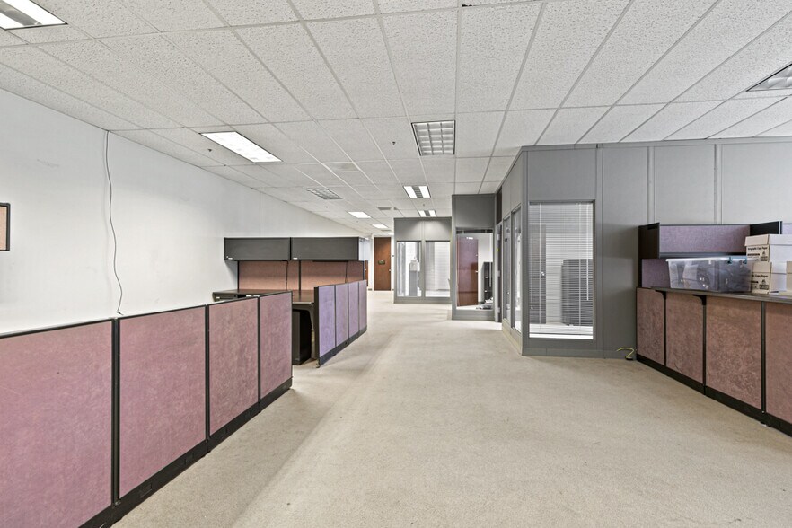 More Photos Of 601 S Sanden Blvd, Wylie Medical For Lease