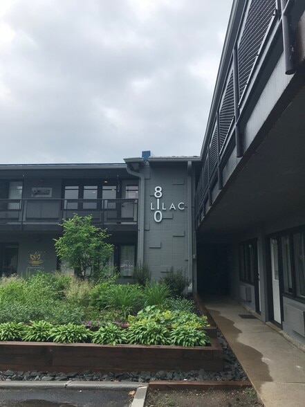 More Photos Of 810 N Lilac Dr, Golden Valley Loft Creative Space For Sale