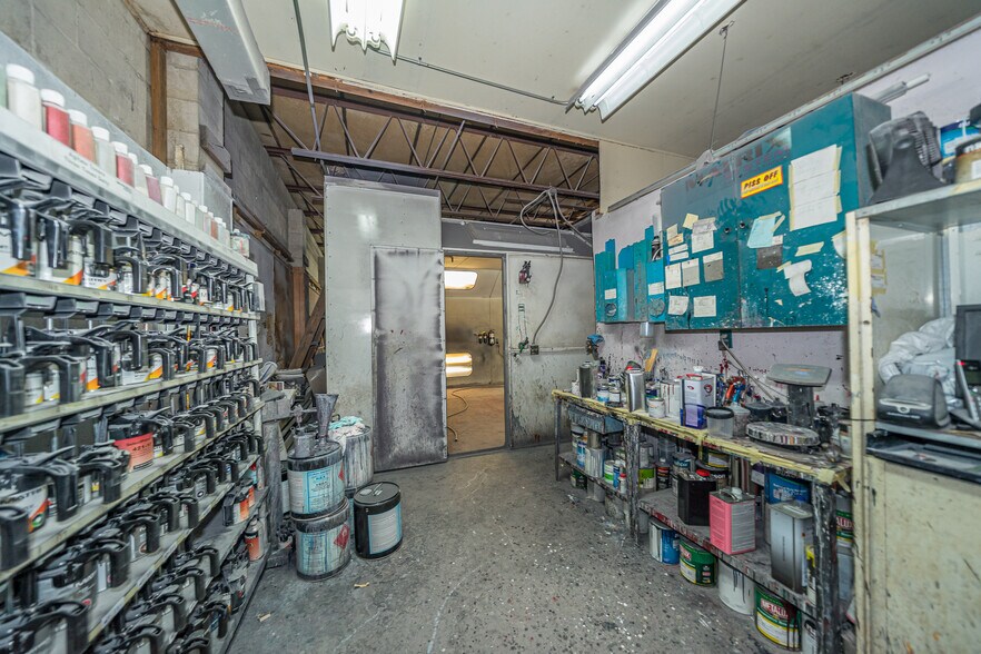 More Photos Of 1018 Orange St, Titusville Warehouse For Sale