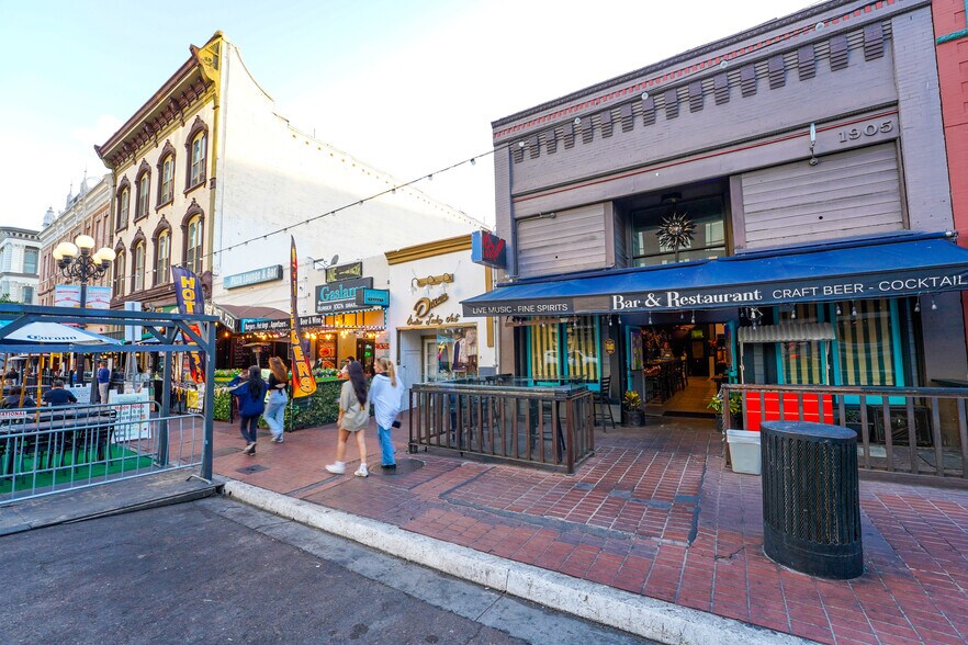 Primary Photo Of 748 5th Ave, San Diego Storefront For Sale