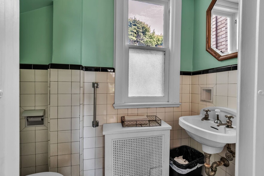 More Photos Of 2740 Main St, Buffalo Office Residential For Sale