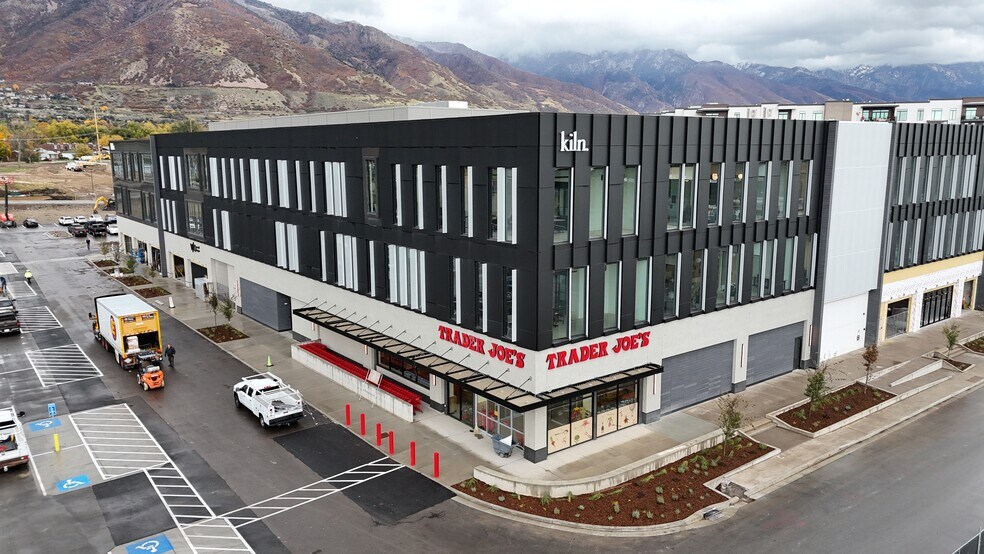 More Photos Of 4835 S Highland Dr, Holladay Office For Lease