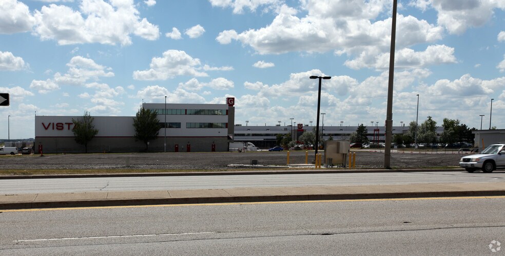 Primary Photo Of 6500 Silver Dart Dr, Mississauga Airport For Lease