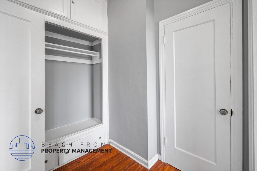 More Photos Of 512 S Hobart Blvd, Los Angeles Apartments For Sale