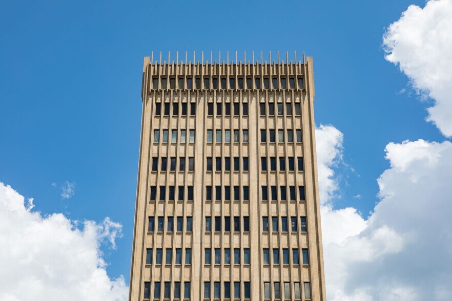 More Photos Of 3400 Peachtree Rd NE, Atlanta Unknown For Lease