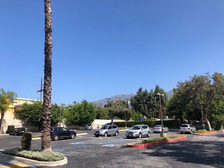 More Photos Of 301 E Foothill Blvd, Arcadia Office For Lease