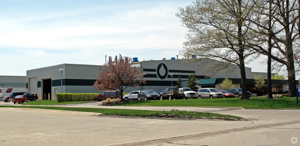 More Photos Of 21845 Drake Rd, Strongsville Manufacturing For Sale