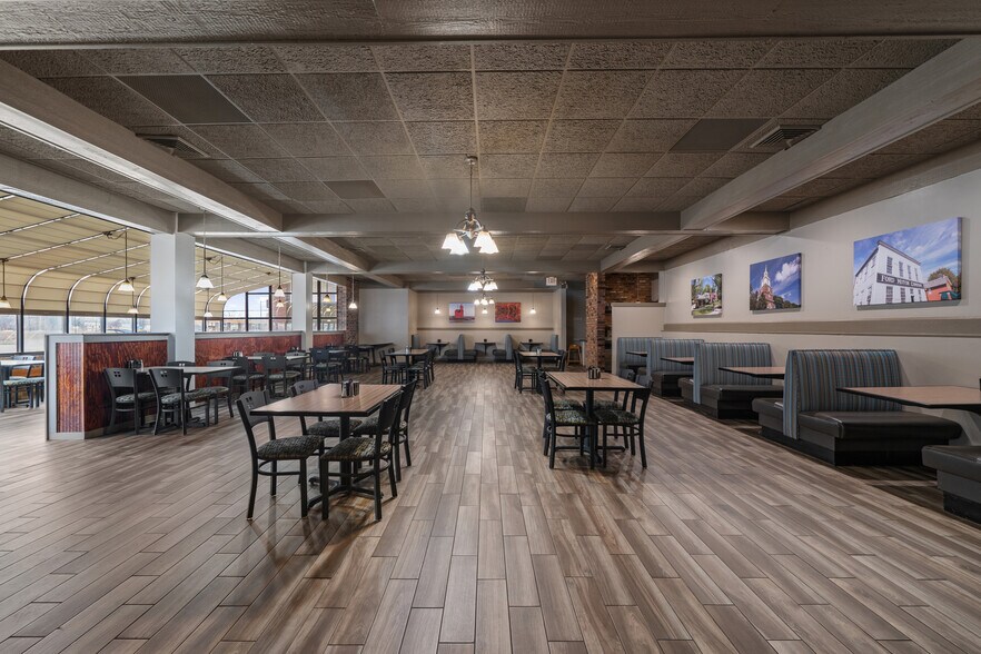 More Photos Of 21700 West Rd, Woodhaven Hotel For Sale