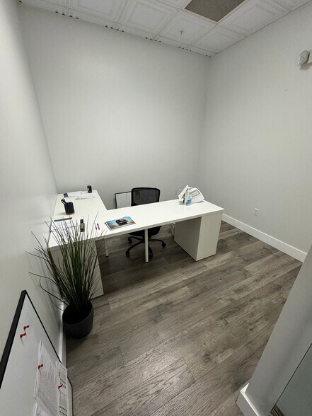 More Photos Of 6996 Piazza Grande Ave, Orlando Office For Lease