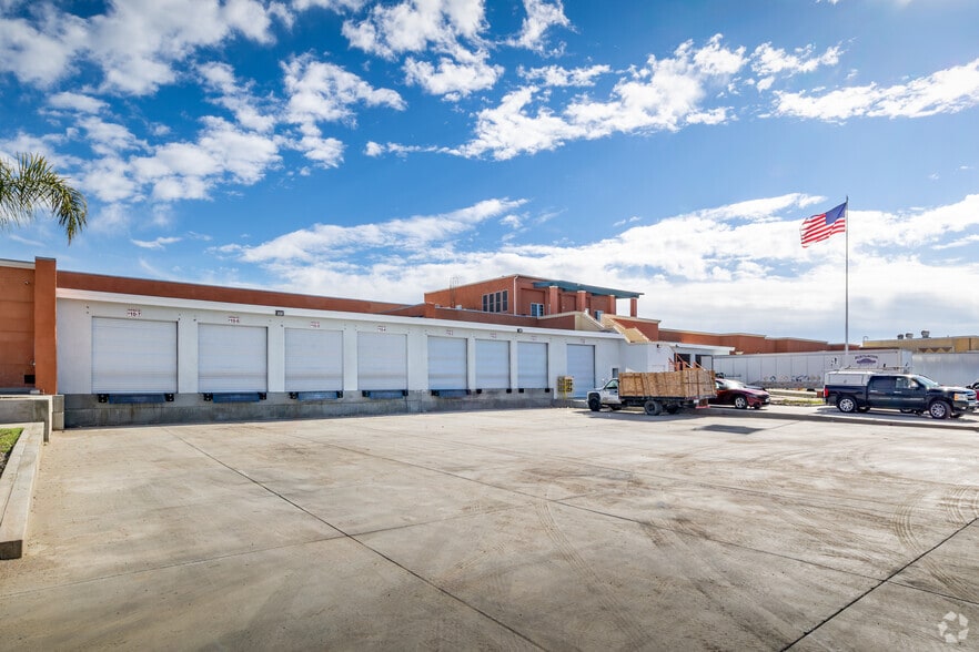 Primary Photo Of 9441-9477 N Opal Ave, Mentone Distribution For Lease