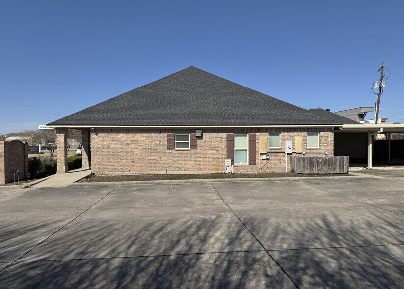 More Photos Of 1480 Cornerstone Ct, Beaumont Office For Sale