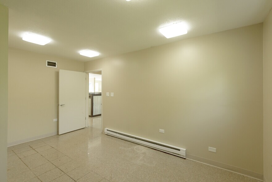 More Photos Of 6250 Jackson Rd, Ann Arbor Freestanding For Lease