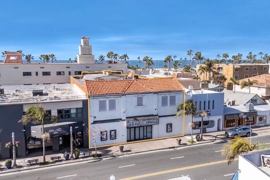 More Photos Of 707 E Balboa Blvd, Newport Beach Movie Theatre For Sale