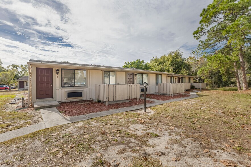More Photos Of 33305 Ryan Dr, Leesburg Apartments For Sale
