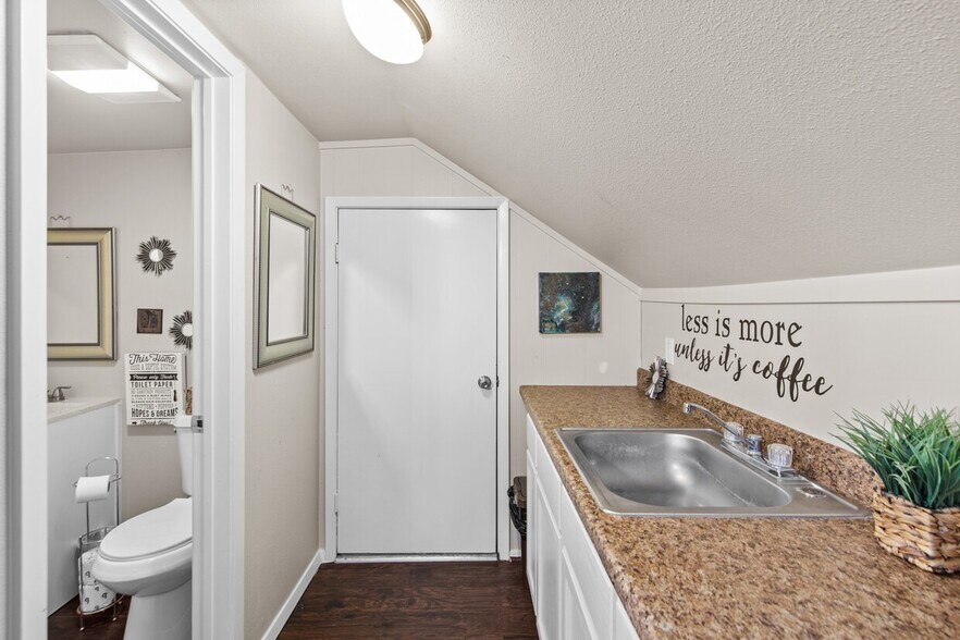 More Photos Of 411 Whitetail Ridge, Dripping Springs Land For Sale