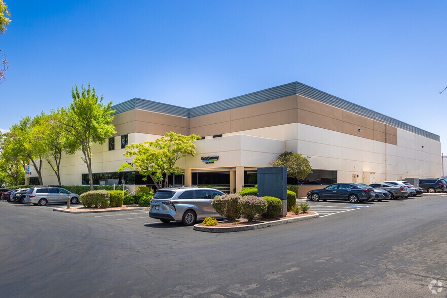 More Photos Of 955 Grier Dr, Las Vegas Light Distribution For Lease