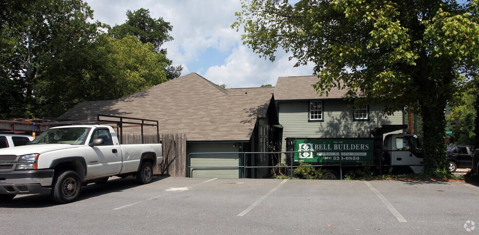 More Photos Of 6124 MacArthur Blvd, Bethesda Restaurant For Sale