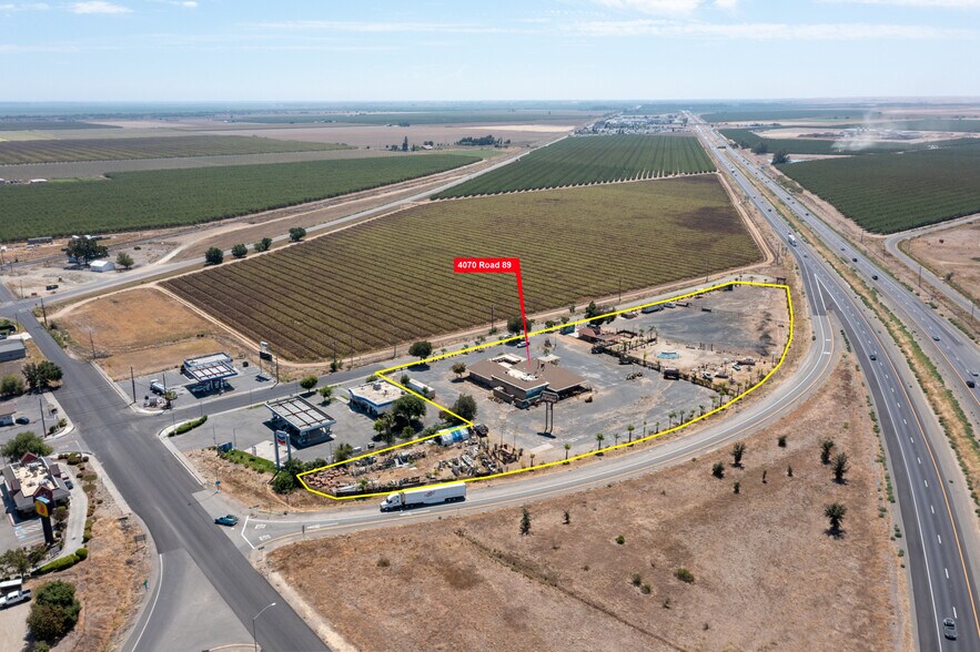 More Photos Of 4070 Country Rd 89, Dunnigan Restaurant For Sale