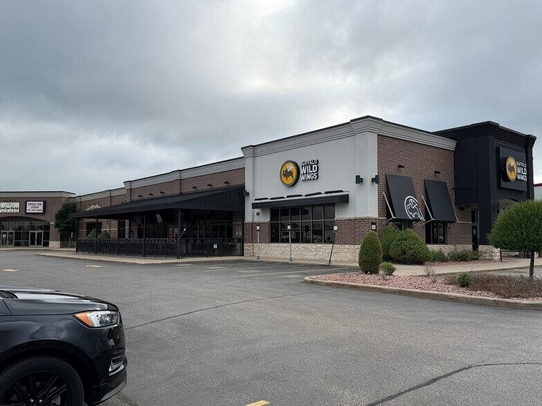 More Photos Of 5370 US Highway 10 E, Stevens Point Storefront Retail Office For Lease
