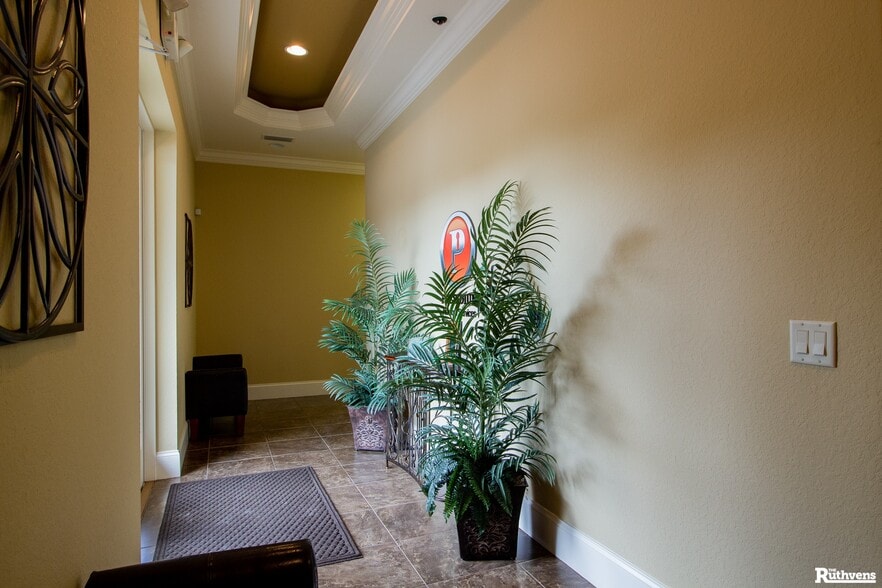 More Photos Of 624 Midflorida Dr, Lakeland Office For Lease