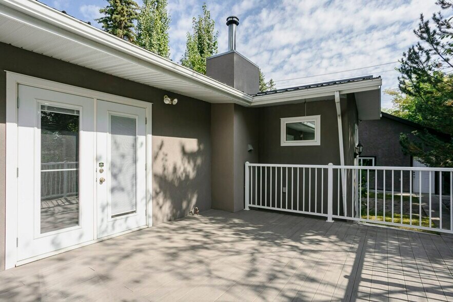 More Photos Of 9119 117 St NW, Edmonton Apartments For Sale