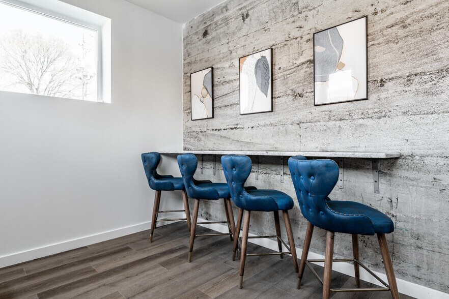 More Photos Of 2506 E Washington St, Indianapolis Storefront Retail Office For Sale