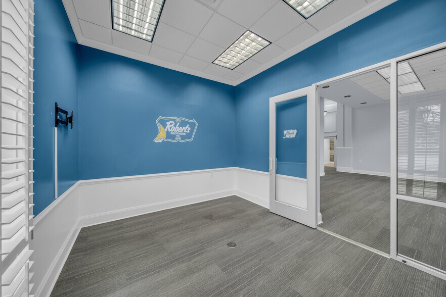 More Photos Of 25239 Perdido Beach Blvd, Orange Beach Bank For Sale