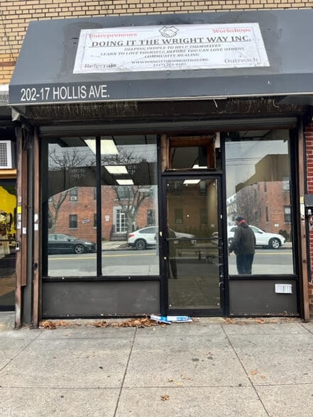 Primary Photo Of 20215 Hollis Ave, Saint Albans Storefront For Lease