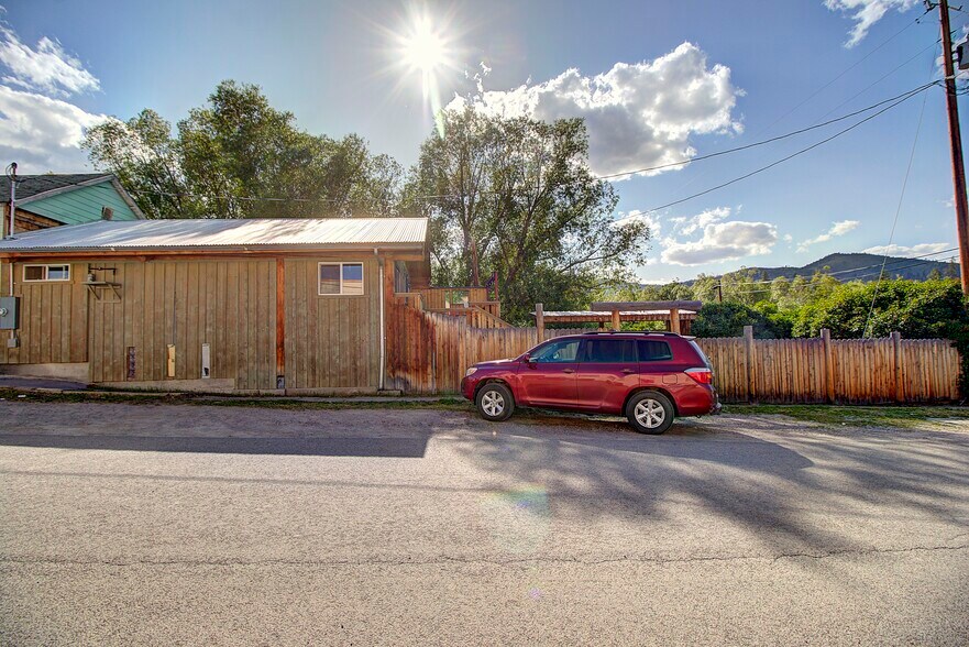 More Photos Of 300 Main St, Hot Springs Freestanding For Sale