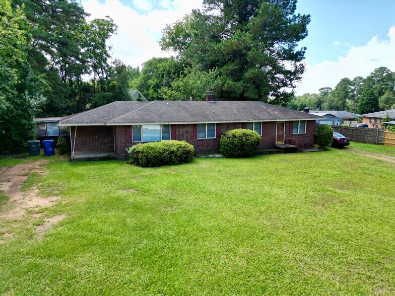 More Photos Of , Columbia Multifamily For Sale
