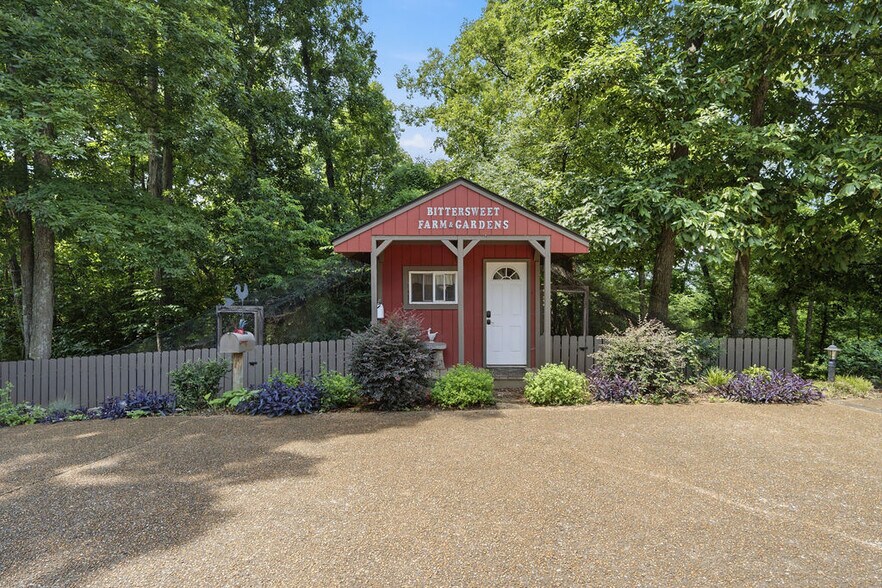 More Photos Of 3922 Highway 2, Cohutta Flex For Sale